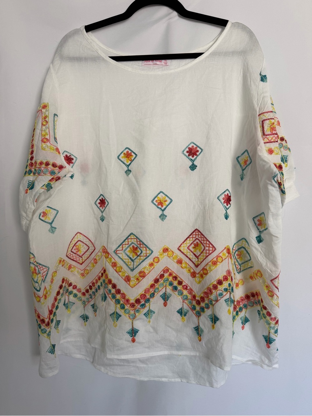 White Embroidered Boho Tunic Top with Multicolor Motifs